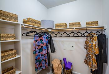 Apartments in Northglenn CO with Walk -in Closet
